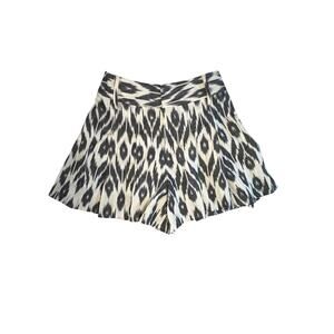 Alice + Olivia Printed Mini Shorts Scarlet Cream & Black Size 2‎ High waist